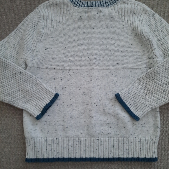 Toddler boys 4t sweater - Picture 4 of 4
